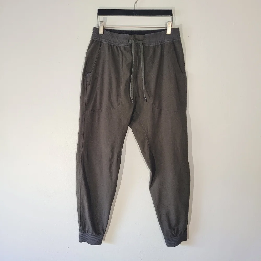 Lululemon ABC Jogger Medium Dark‎ Olive Active Mens Casual Pant Warpstreme